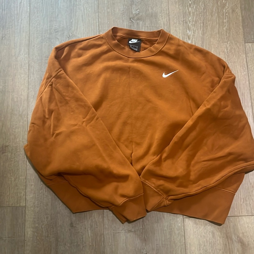 Nike cropped crew